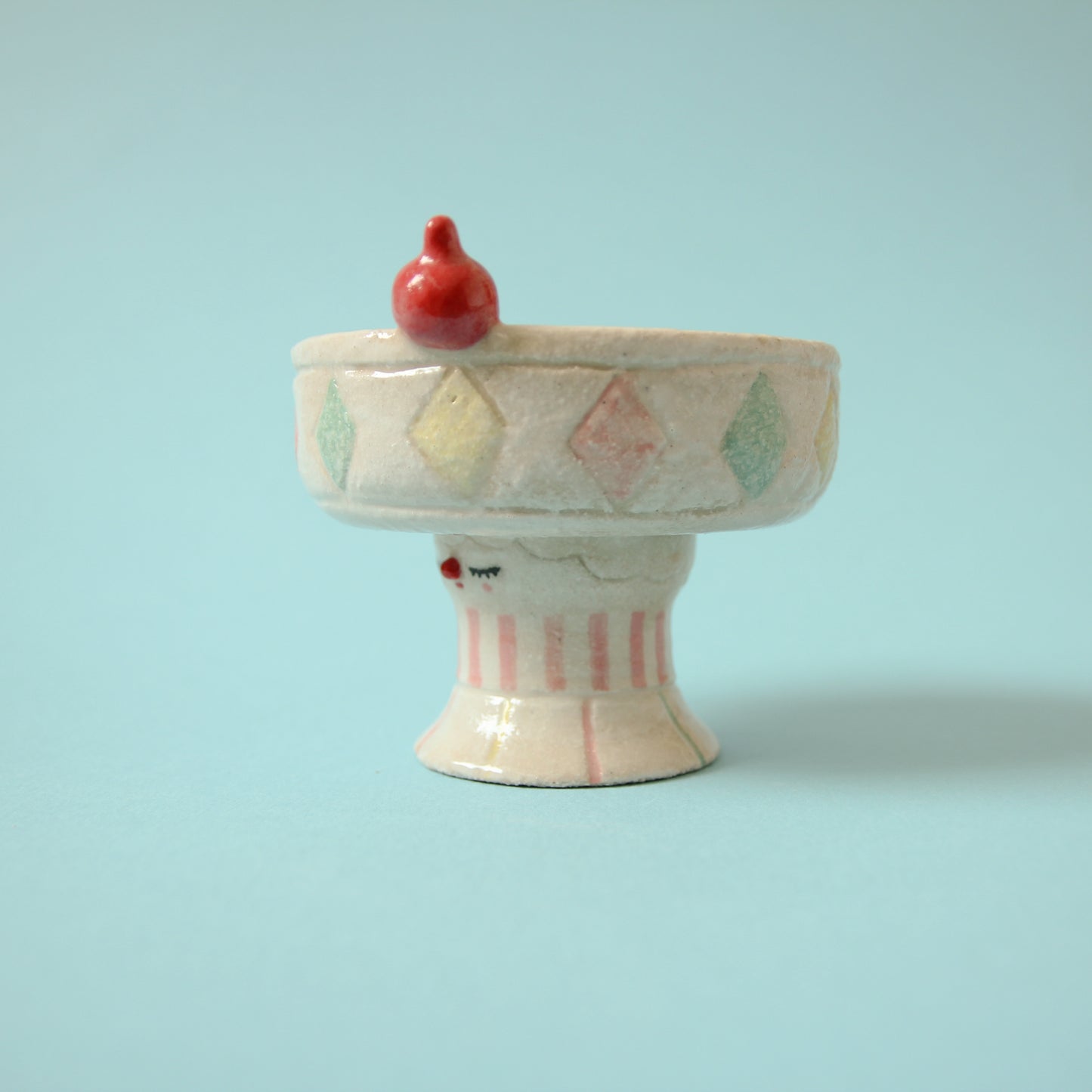 Pierrot Pudding Stand