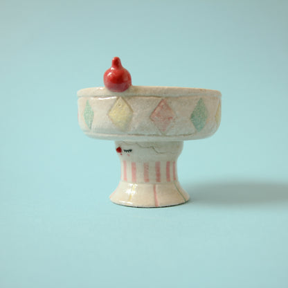 Pierrot Pudding Stand